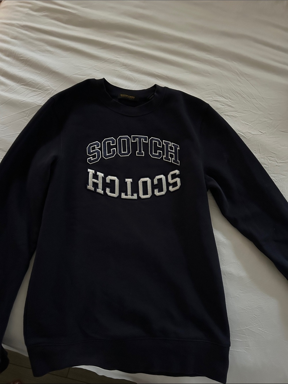 Scotch and soda navy crewneck